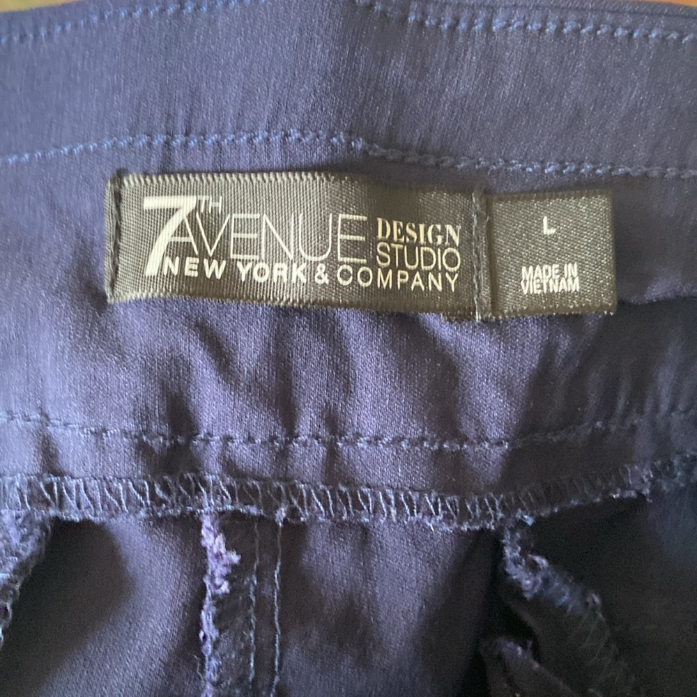 7th Avenue-Olive and Navy Women's stretchy Shorts-sz large - Picture 4 of 7